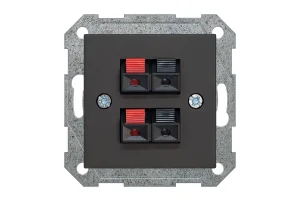2. SPEAKER SOCKET R.M.M.
