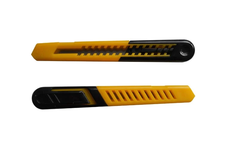 KNIFE WITH BREAKABLE BLADE ASM SX63 9MM