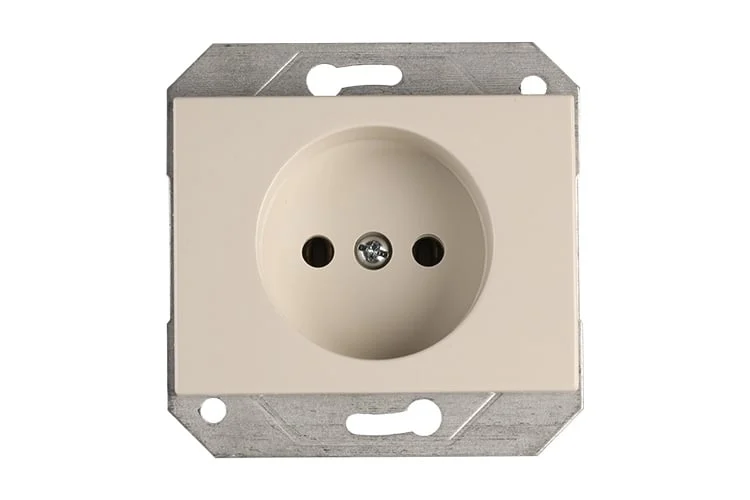 CONTAINS B/R RP16-001-02 WHITE