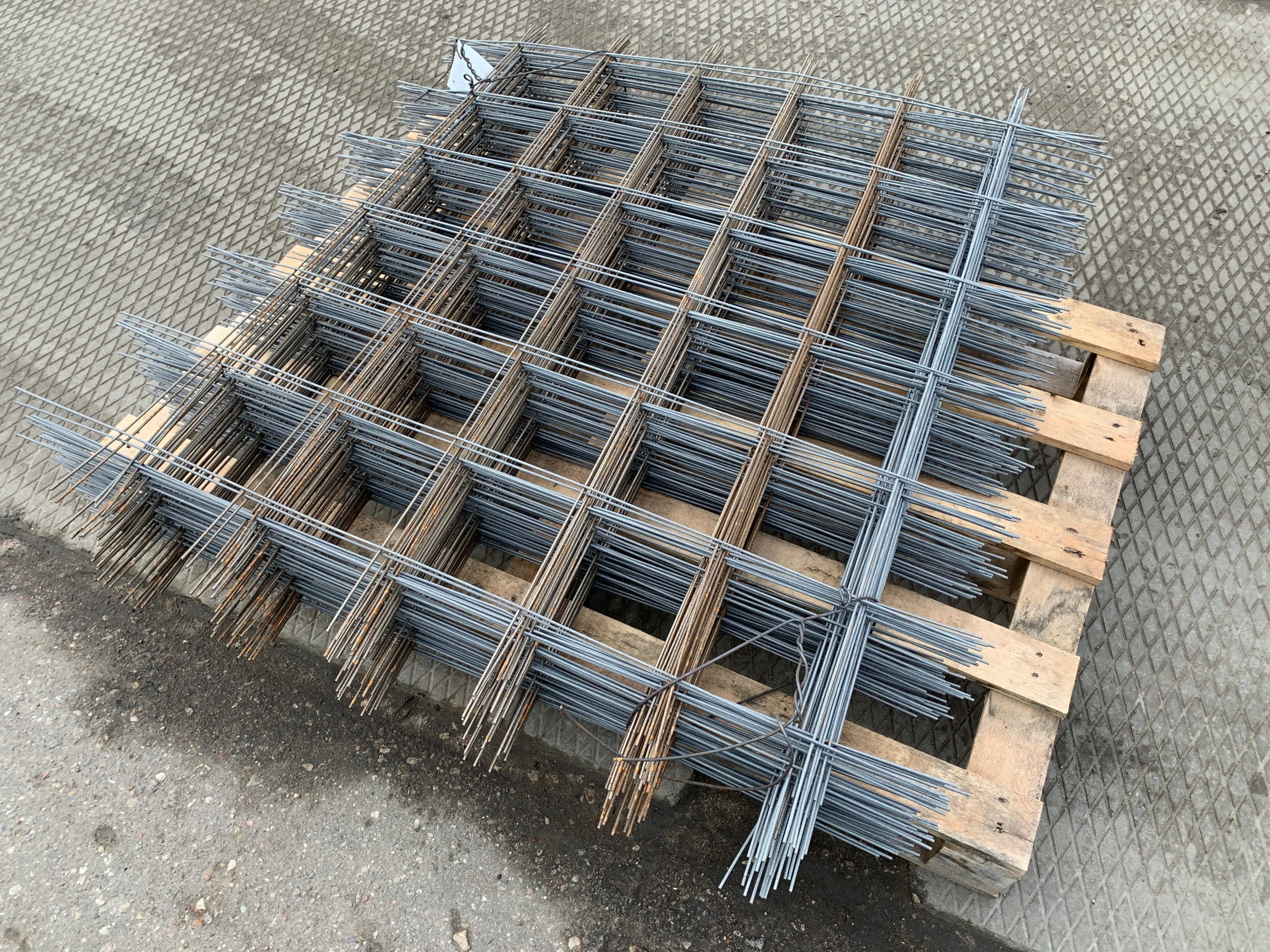 WELDED WIRE MESH 5MM 150X150MM 1X1M